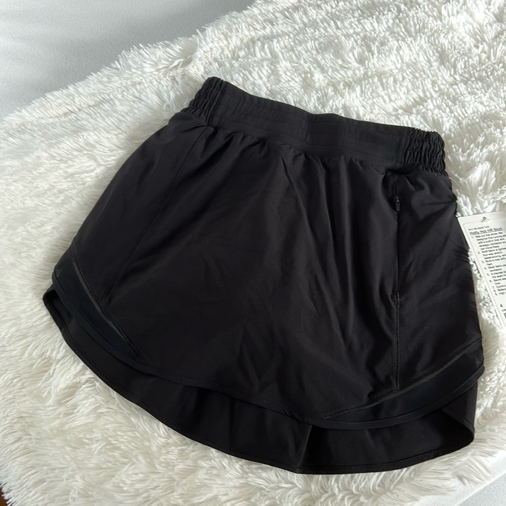 NWT Lululemon Hotty Hot HR Skirt